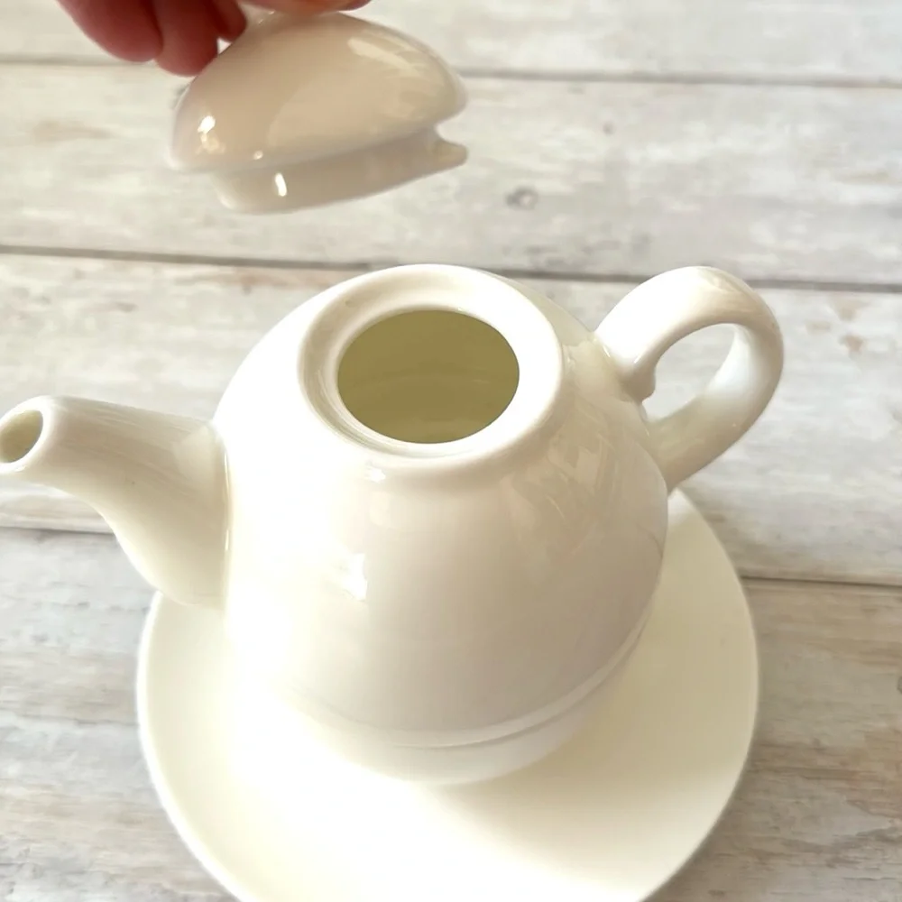 Tupperware Stackable Tea Set For One Tupper Living Teapot Teacup Saucer Set NEW